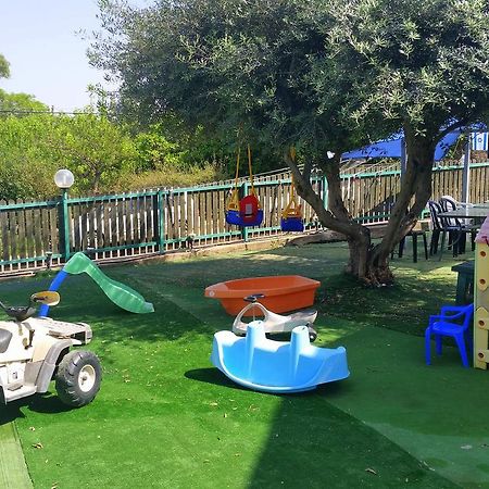 הוילה ראש פינה הפגודה בפינה מראה חיצוני תמונה