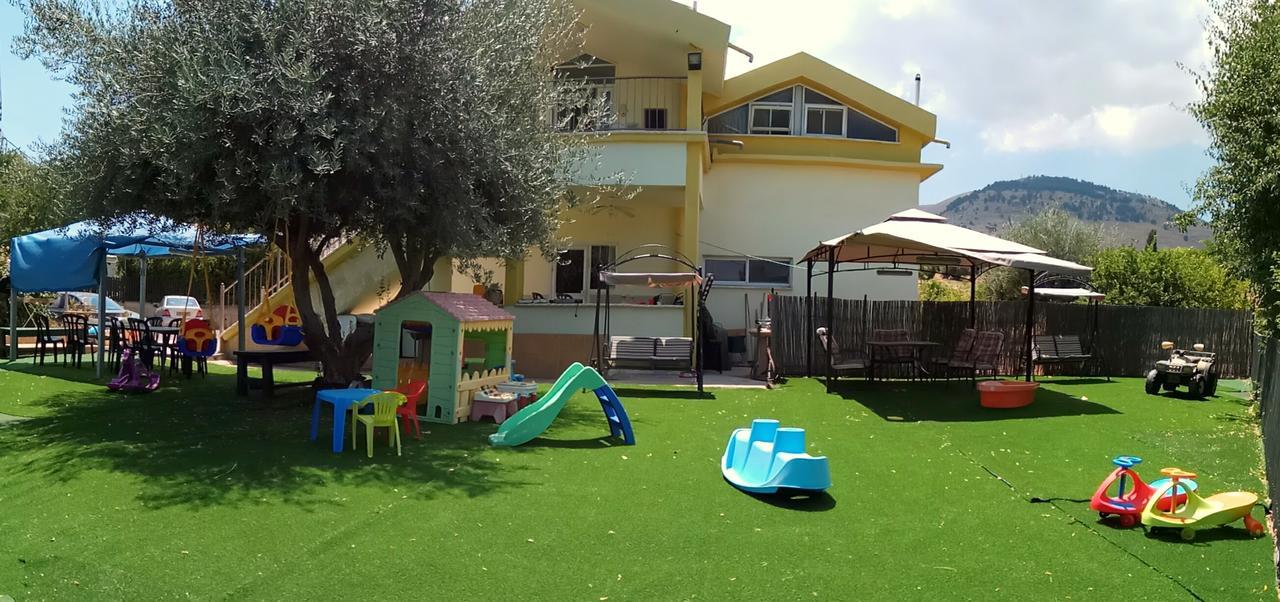 הוילה ראש פינה הפגודה בפינה מראה חיצוני תמונה